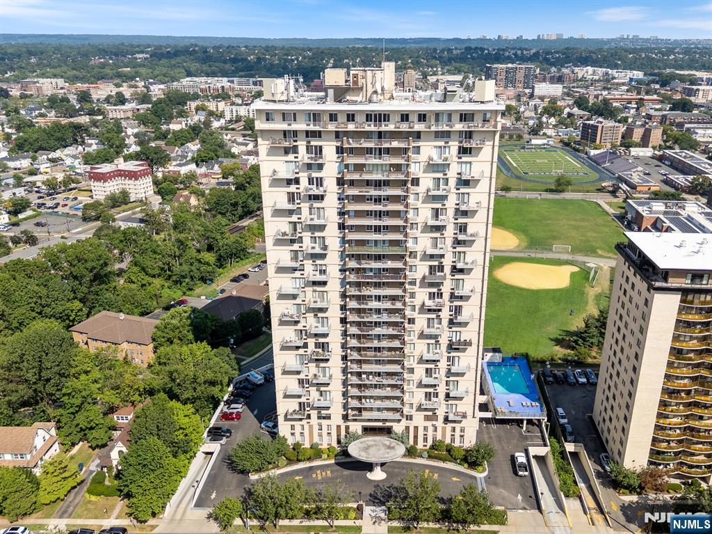 160 Overlook Avenue 7A