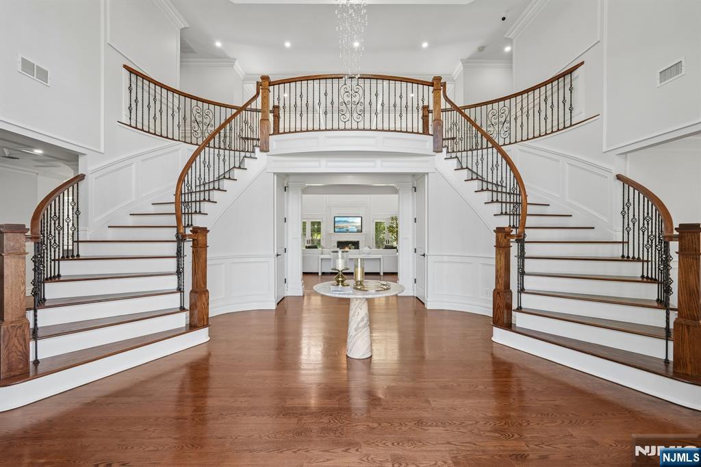 707 Black Hawk Lane