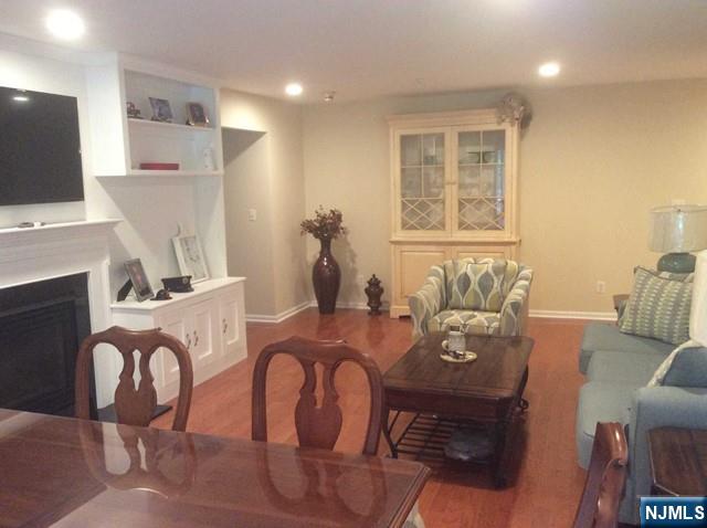 99 Turnberry Road