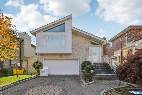 Photo of 336 E Columbia Ave #1, Palisades Park, NJ 07650 (MLS # 25040441)