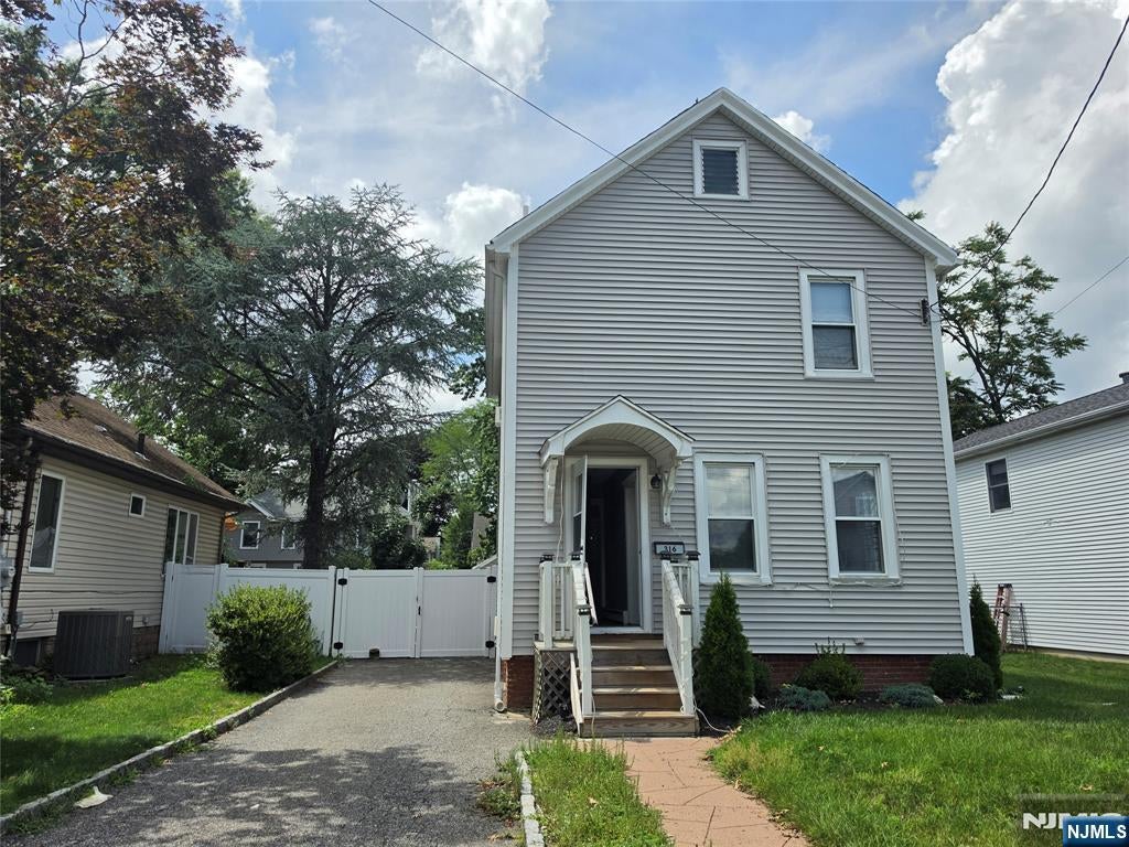 316 William Street