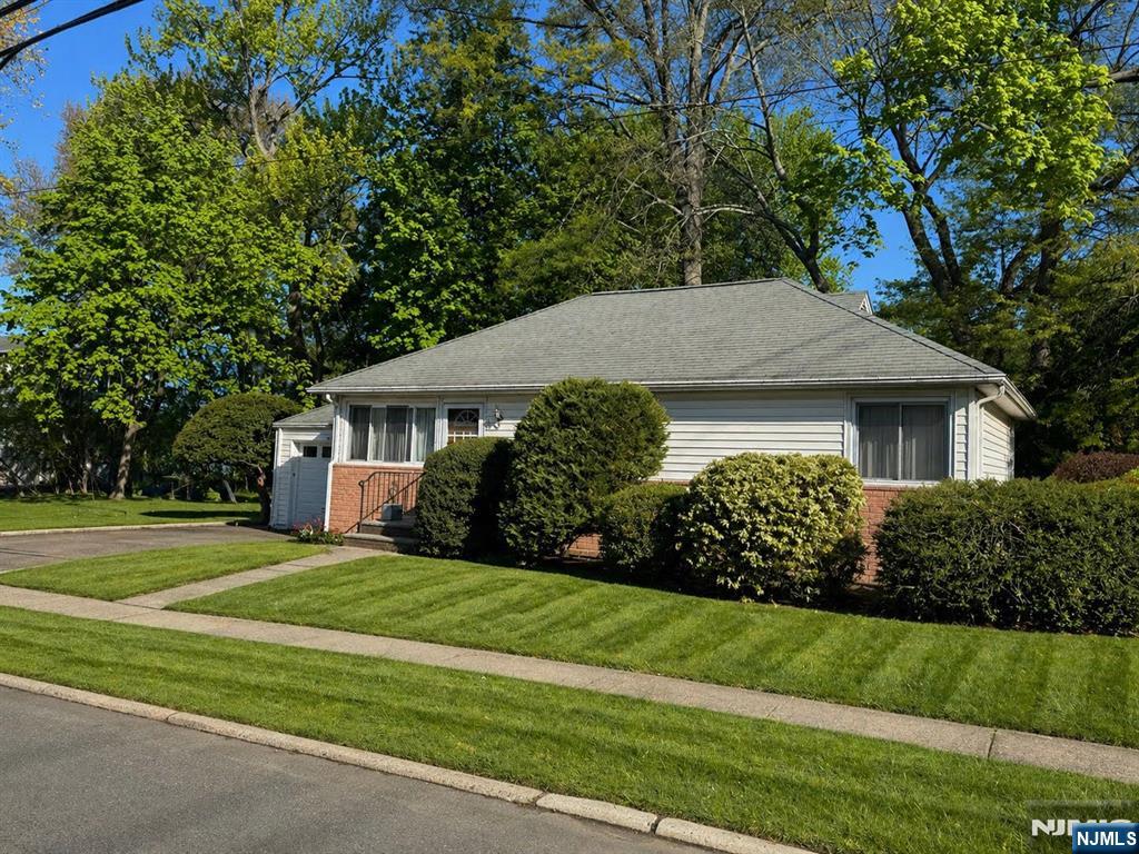 8 Cornwall Road