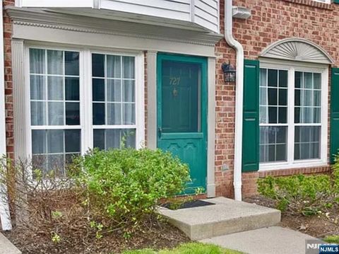 Photo of 727 Pepperidge Road, Mahwah, NJ 07430 (MLS # 26011273)