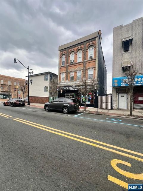 1505 Summit Avenue Union City NJ 07087