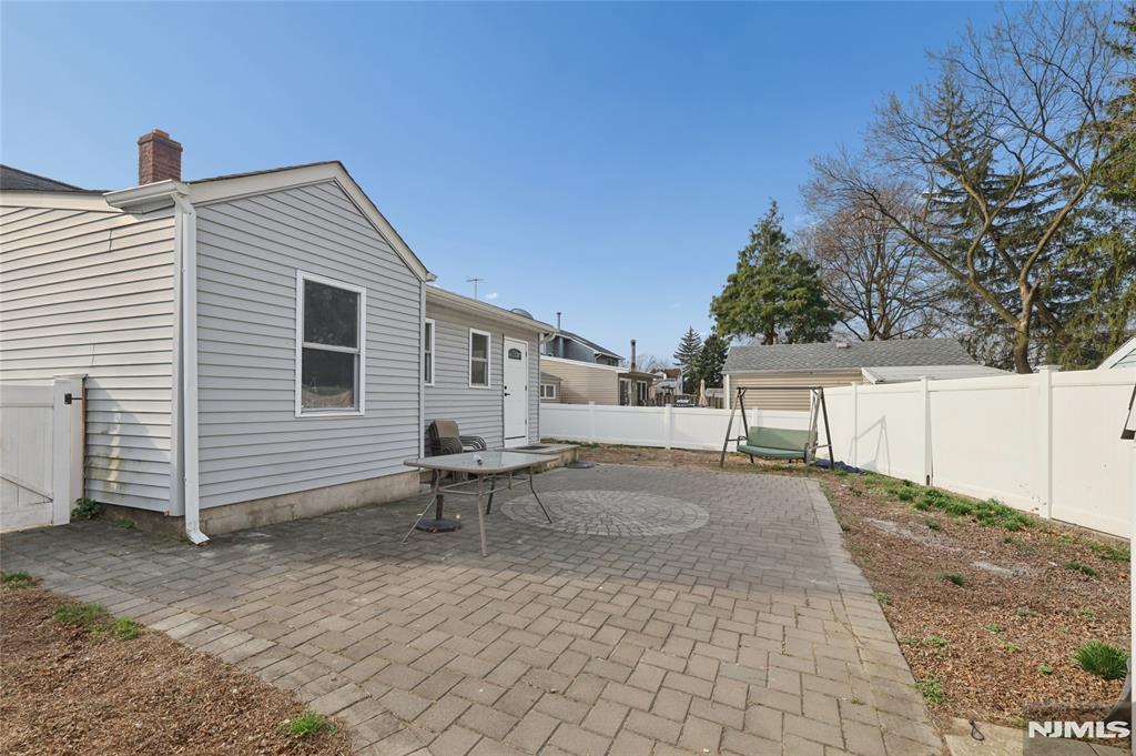 478 Riverside Terrace