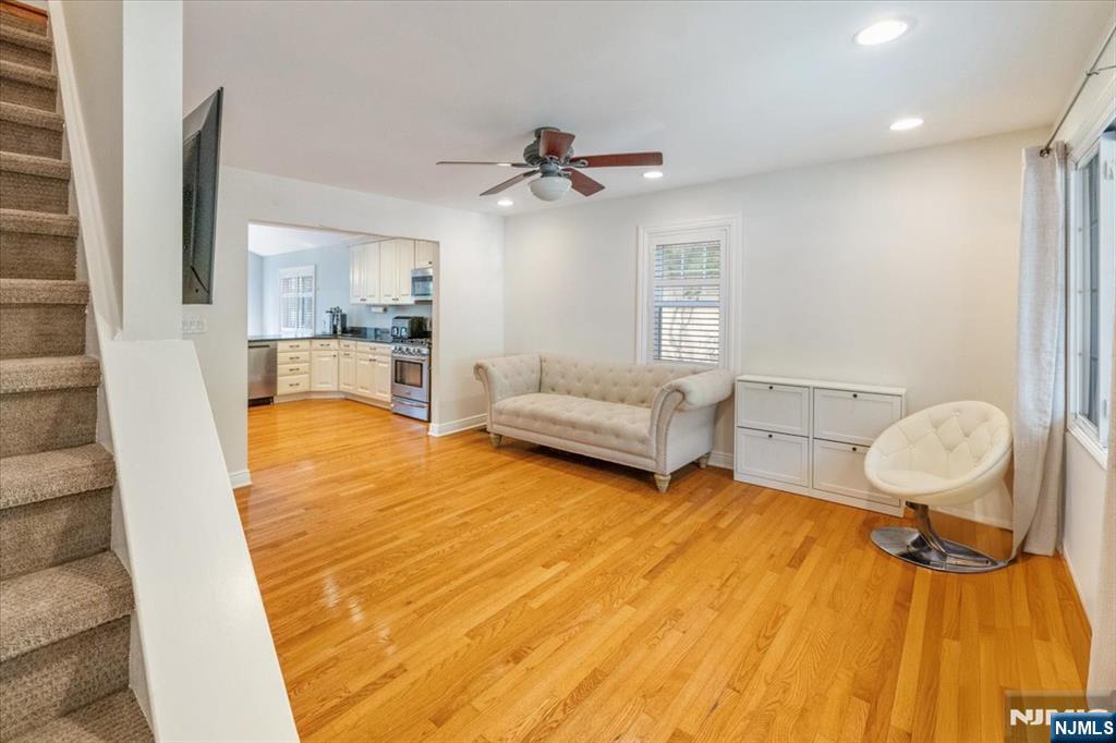 123 5th Street