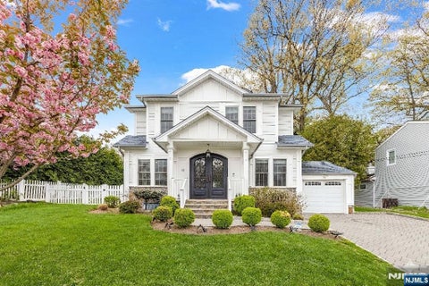Photo of 61 Roosevelt Street, Cresskill, NJ 07626 (MLS # 26020621)