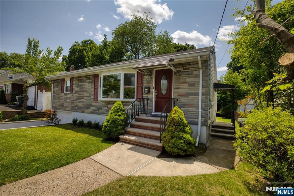 92 Columbia Avenue