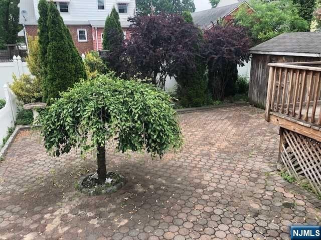 Lodi, New Jersey 07644, United States, 3 Bedrooms Bedrooms, ,2 BathroomsBathrooms,Residential,Active,184531