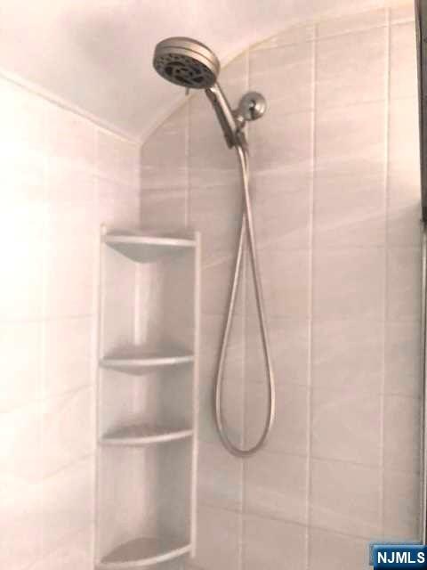 Lodi, New Jersey 07644, United States, 3 Bedrooms Bedrooms, ,2 BathroomsBathrooms,Residential,Active,184531