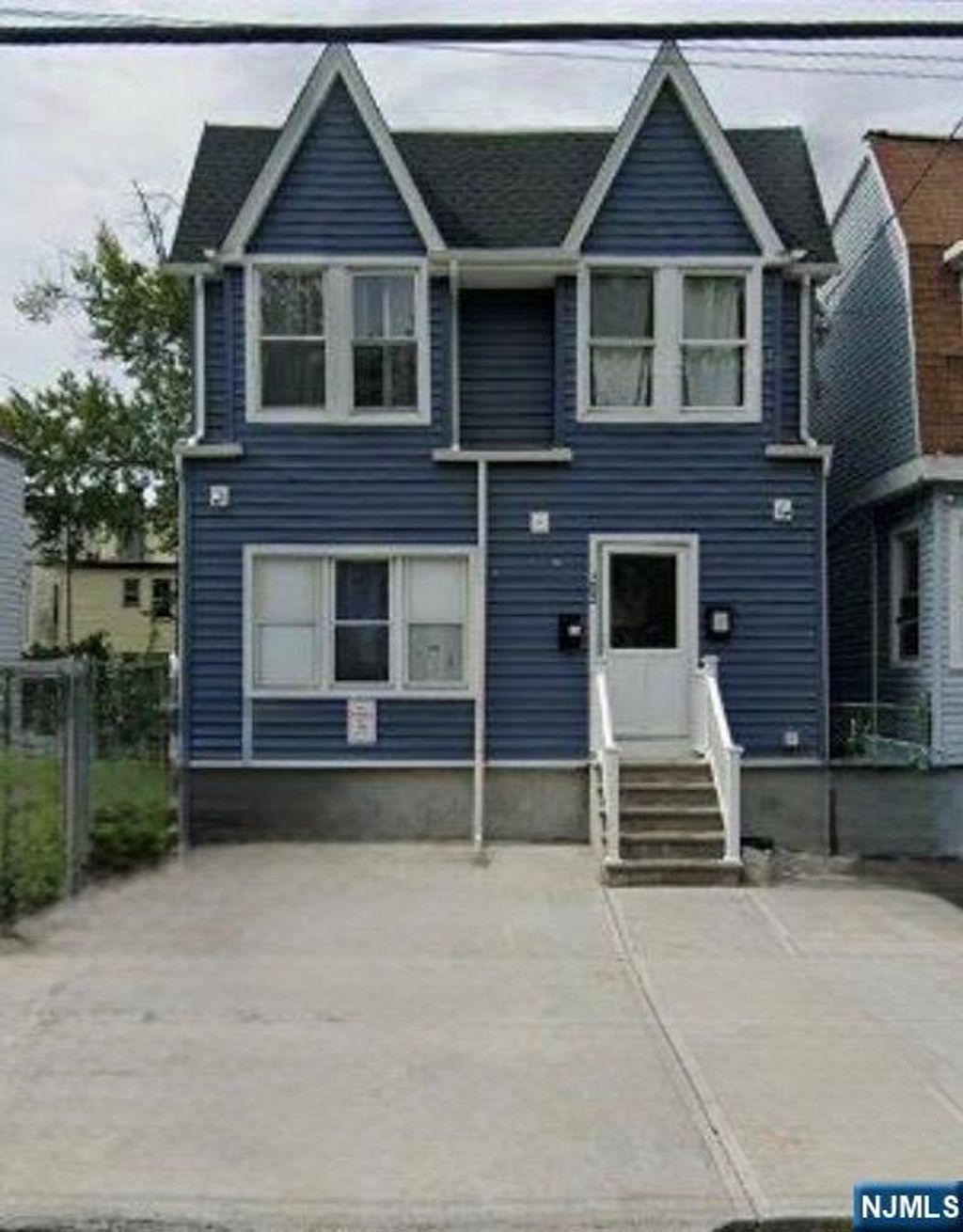 Photo of 202 11th Street, Newark, NJ 07107 (MLS # 26016396)