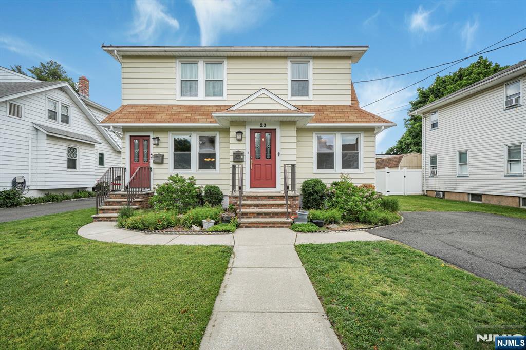23 2nd Avenue