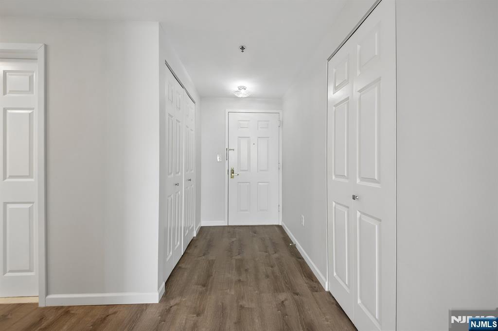 100 Old Palisade Road 2209