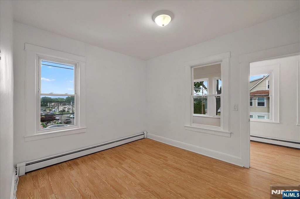 Rental Property at 60 Elm St 3, Elmwood Park, New Jersey - Bedrooms: 2 
Bathrooms: 1 
Rooms: 5  - $2,400 MO.