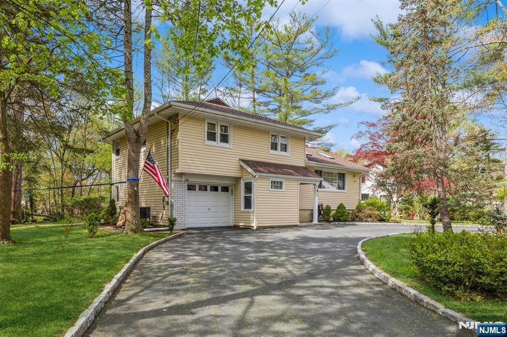11 Meadow Street