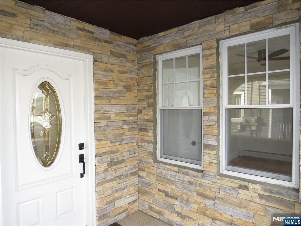 8 Louis Street 1st Floor Ri