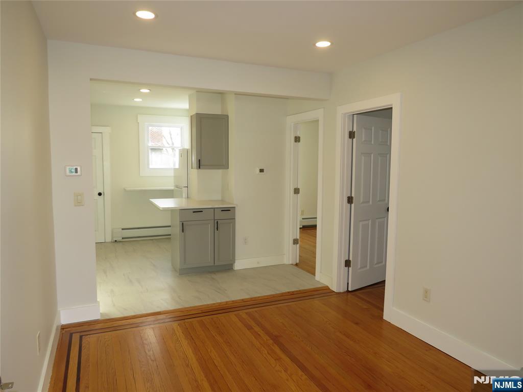 8 Louis Street 1st Floor Ri