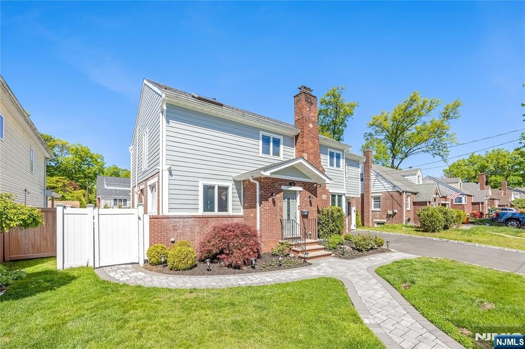 Homes for Sale in Northern NJ | ThisIsRiverEdge.com 30 Elm Street