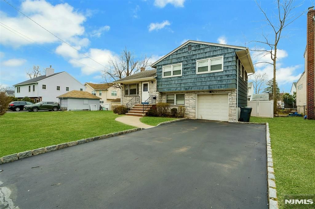 Photo of 371 Greenwich Street, Bergenfield, NJ 07621 (MLS # 26008423)