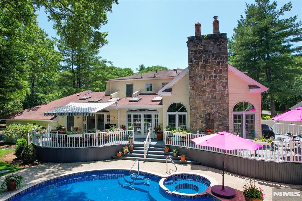 306 Windham Court