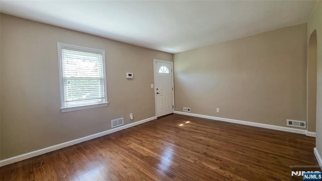 231 Linden Place