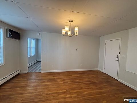 Photo of 3638 Schuyler Ave #2L, North Arlington, NJ 07031 (MLS # 26005198)