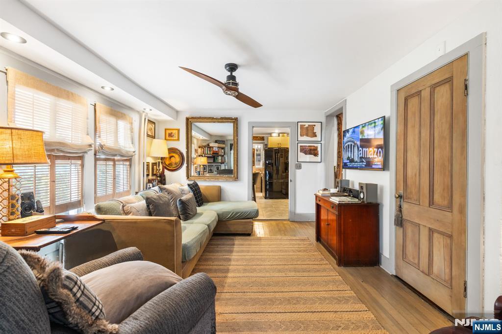 125-127 Lafayette Place