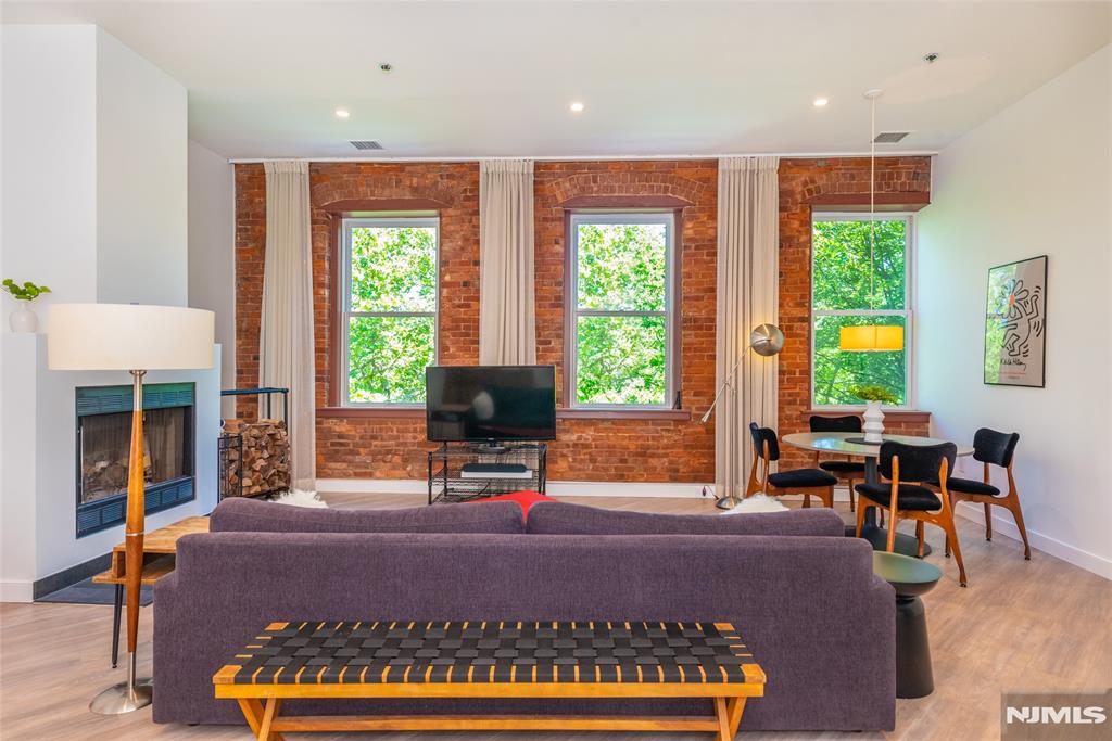260 Main Street 313