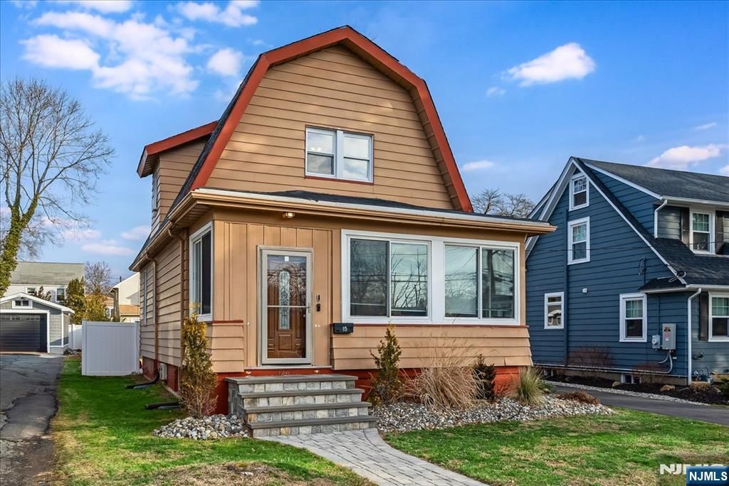 Photo of 15 Belle Terre Road, West Orange, NJ 07052 (MLS # 26005395)