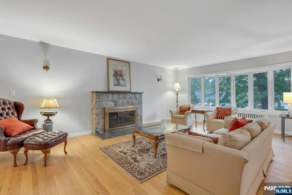 1082 Palisade Avenue