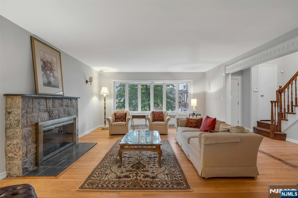 1082 Palisade Avenue