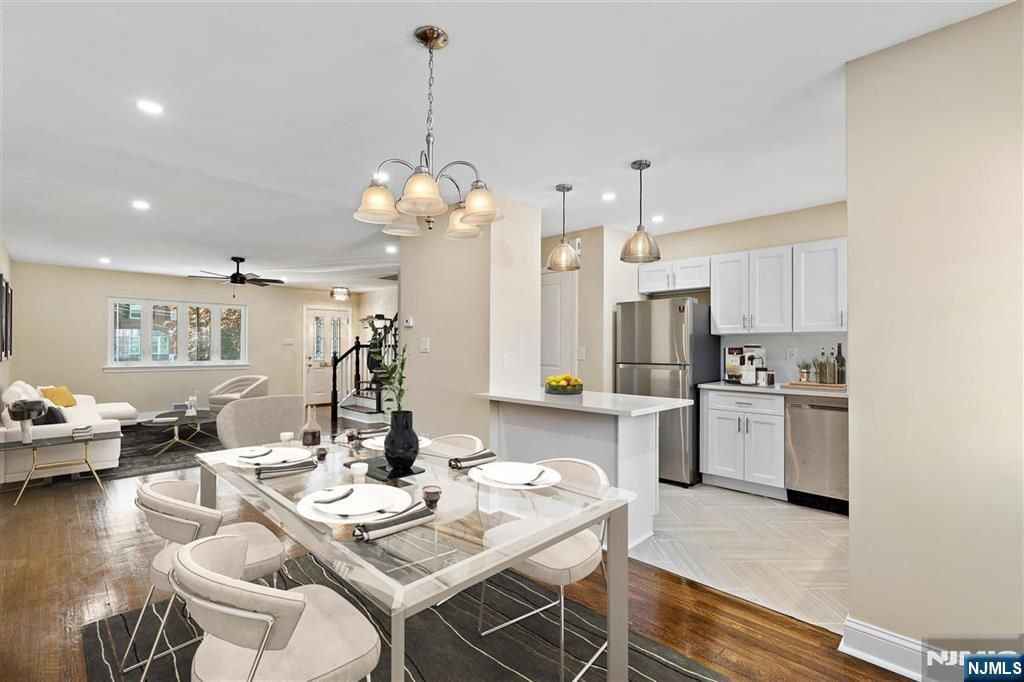 Photo of 29 Parkview Terrace, Bayonne, NJ 07002 (MLS # 26006869)