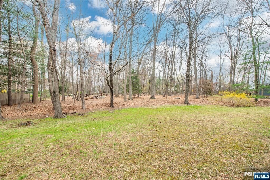 Photo of 11 Summit Avenue, Montvale, NJ 07645 (MLS # 26009466)