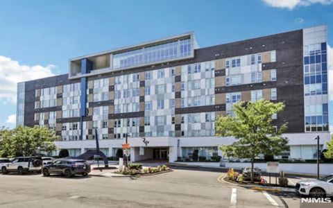 Photo of 1 Executive Dr #107, Fort Lee, NJ 07024 (MLS # 26007068)
