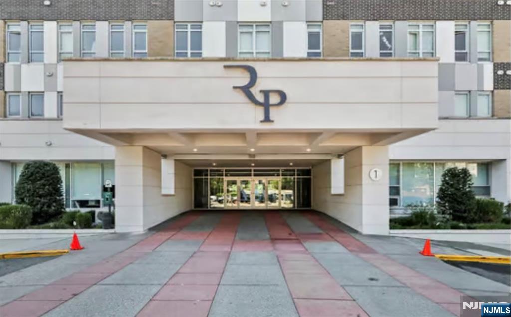 1 Executive Drive 107