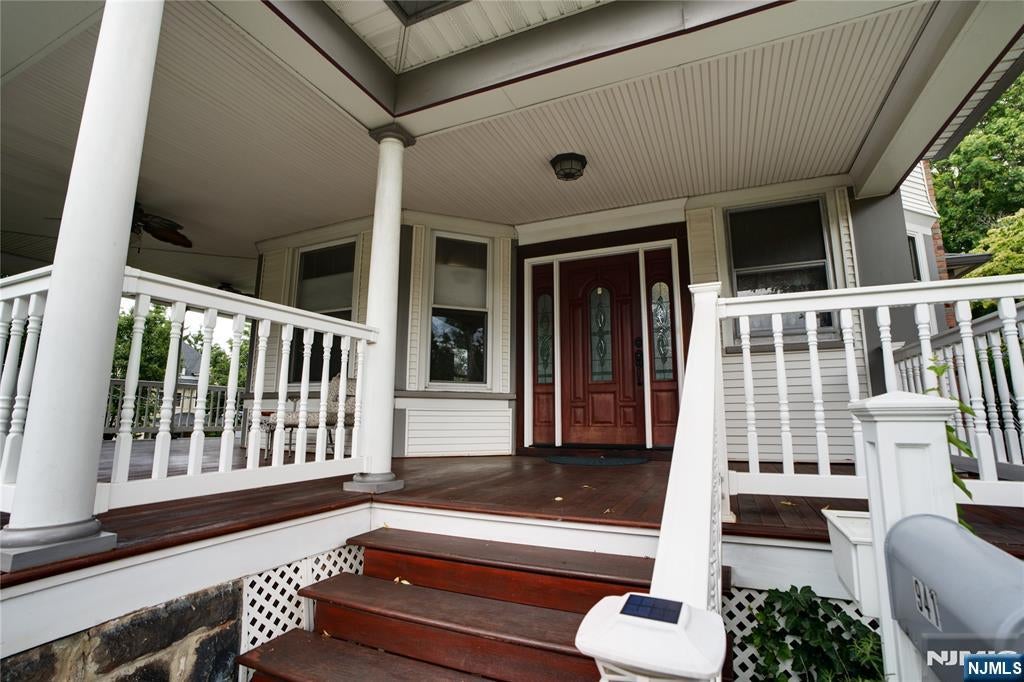 Homes for Sale in Northern NJ | ThisIsRiverEdge.com 941 Edgewater Avenue