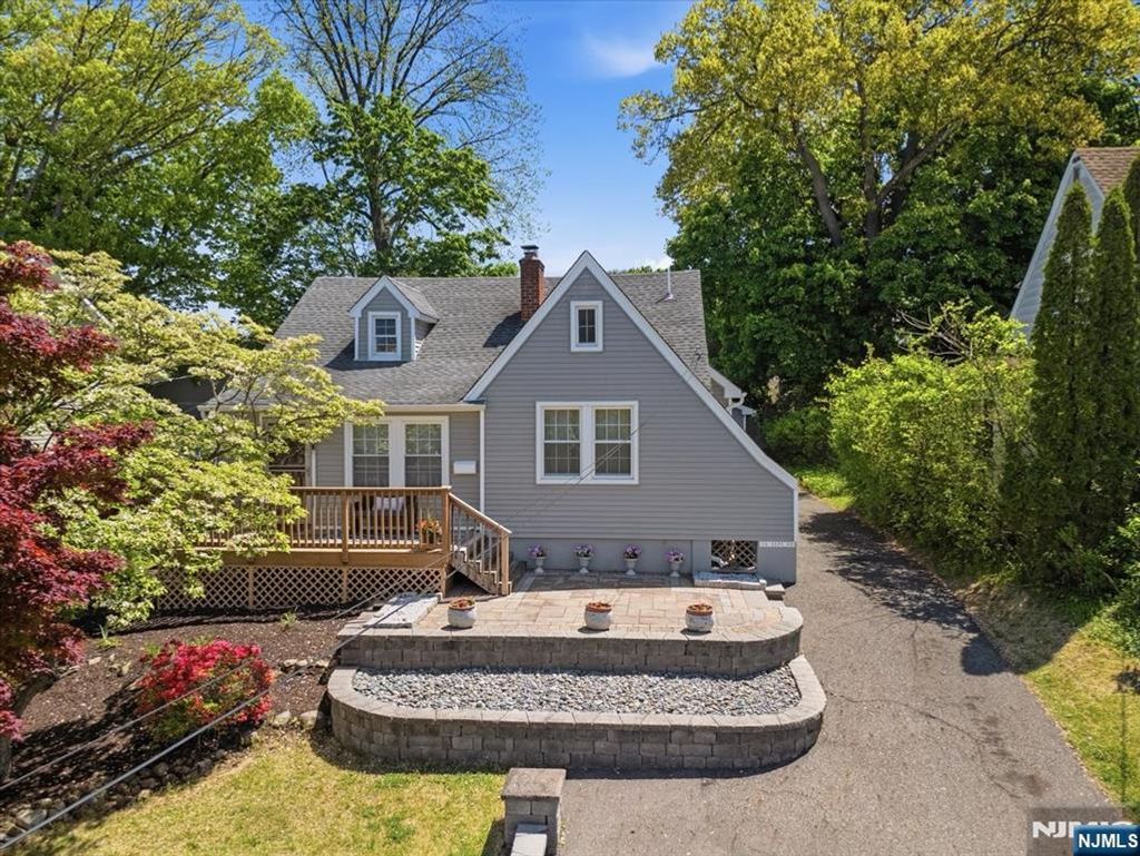 Photo of 14 Espy Road, Caldwell, NJ 07006 (MLS # 26016571)