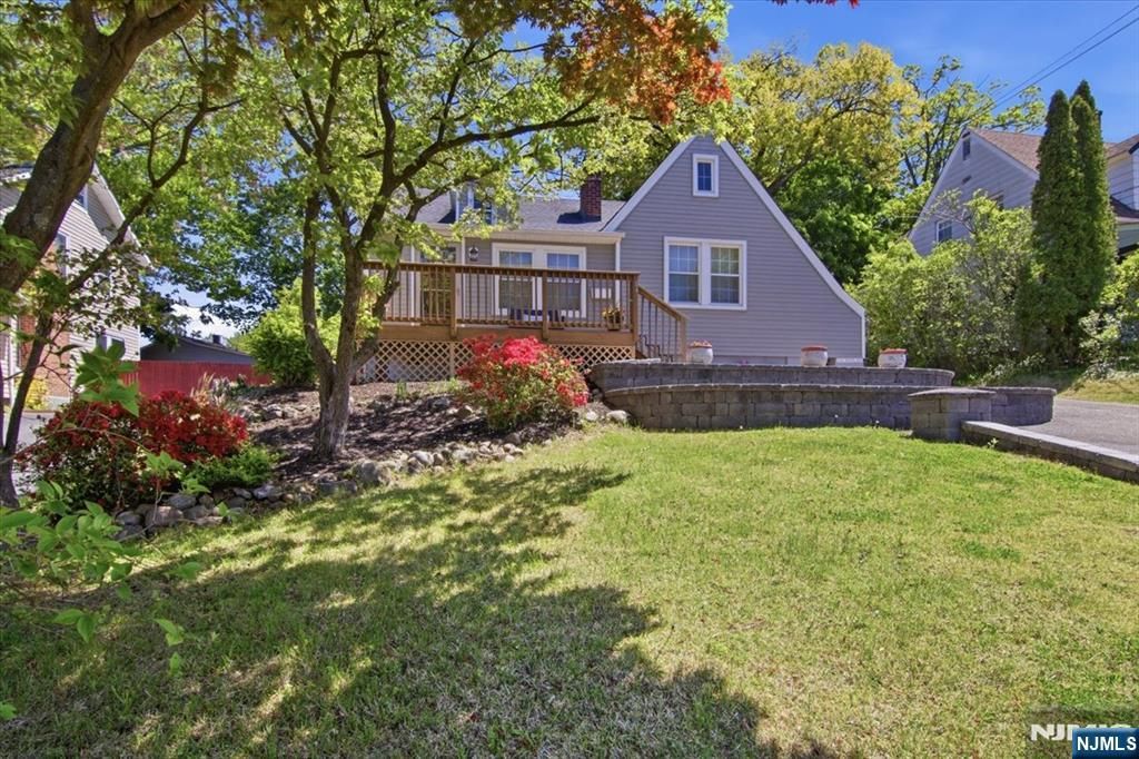 Photo of 14 Espy Road, Caldwell, NJ 07006 (MLS # 26016571)