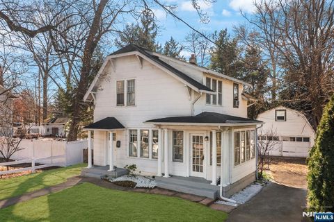 11 Harrington Street Hillsdale NJ 07642