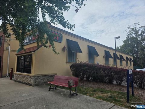 39 Highwood Avenue Tenafly NJ 07670