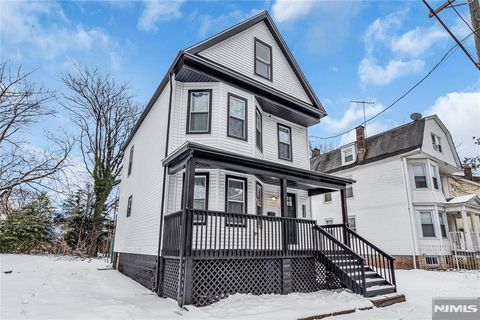 126 22nd Street Irvington NJ 07111
