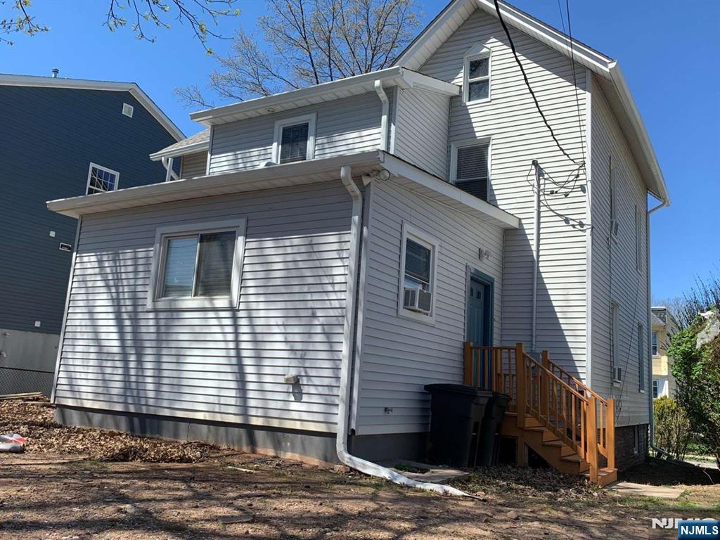 318 Amherst Street