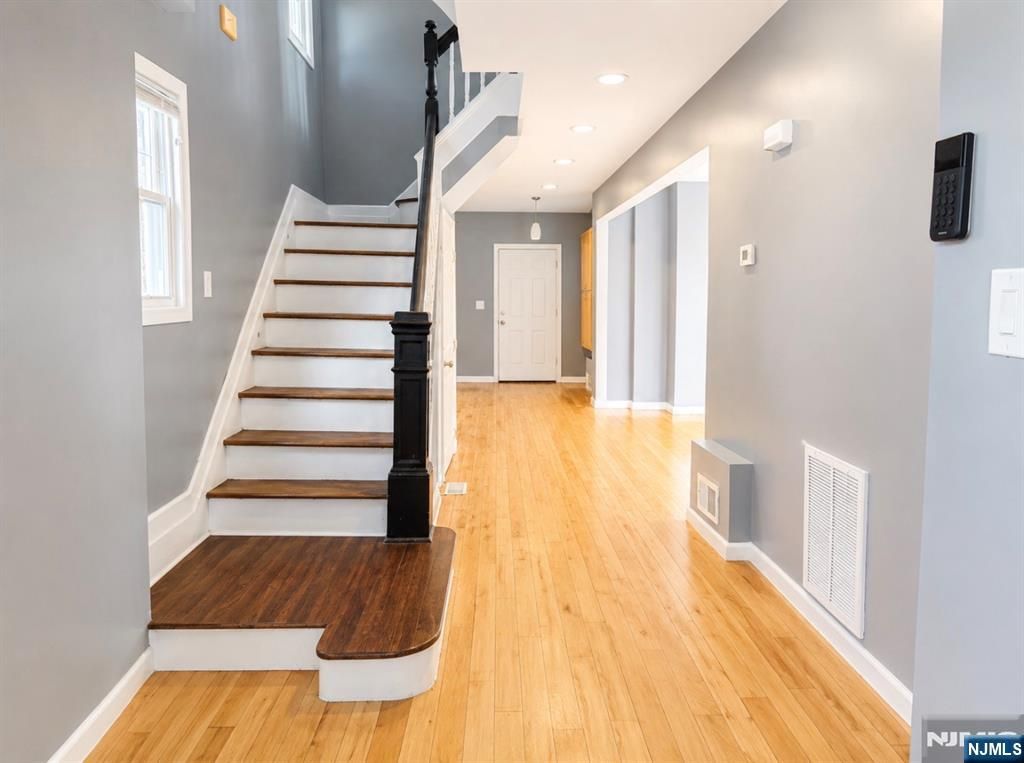 Photo of 1086 18th Avenue, Newark, NJ 07106 (MLS # 26018008)