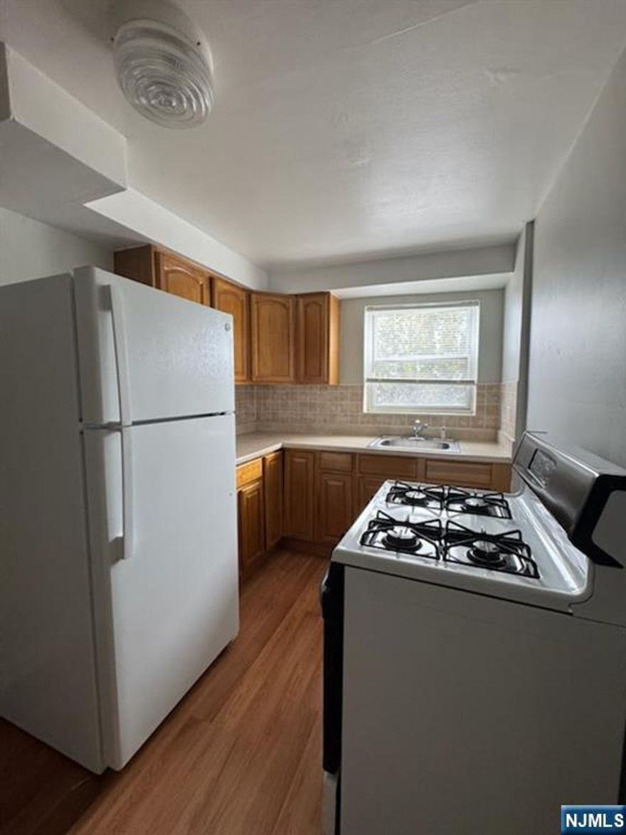 Spectacular one bedroom close to all major Highways Heat and Hot Water included 2nd Floor Garden Style Apt Bright Unit faces the front of the bldg