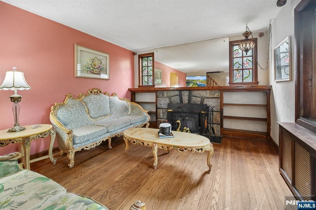252 Everett Place