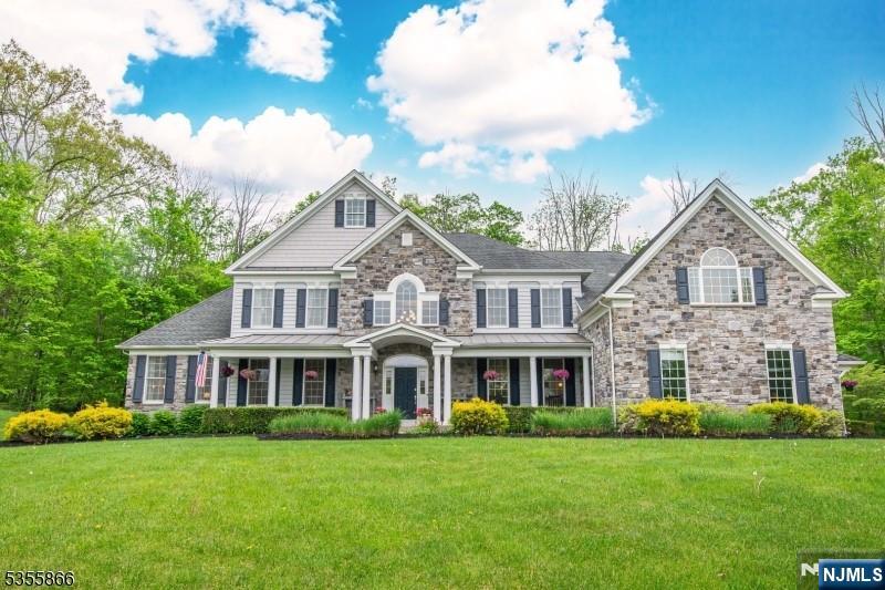 Property for Sale at 6 Limekiln Court, Andover Twsp, New Jersey - Bedrooms: 6 
Bathrooms: 7 
Rooms: 18  - $1,200,000