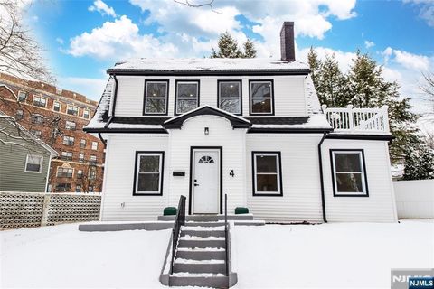 4 Franklin Place Hackensack NJ 07601