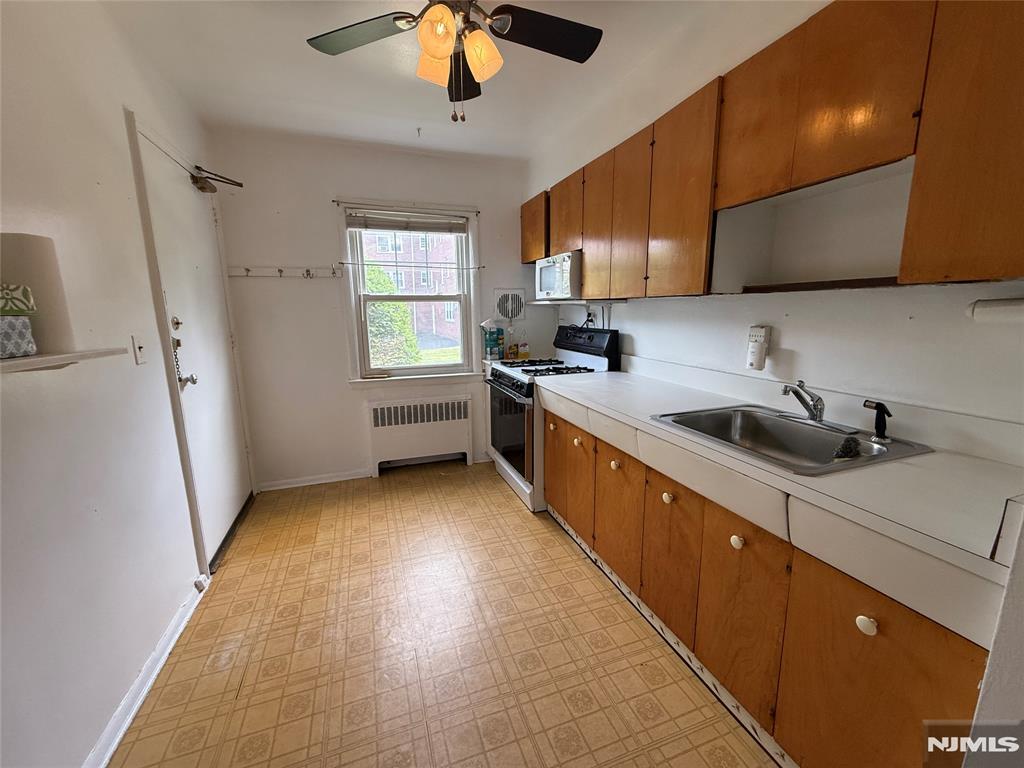 12 Gainesborough Terrace 1B