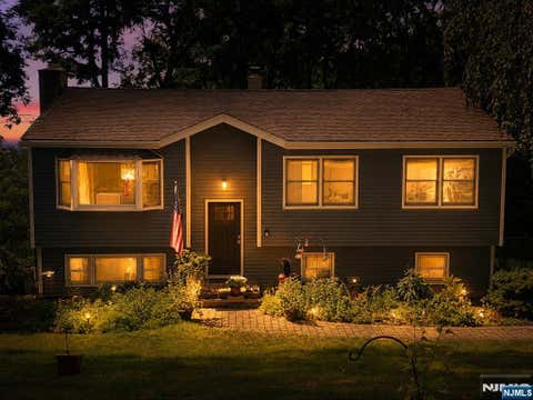 Photo of 11 Hillsdale Drive, Sussex, NJ 07461 (MLS # 26032256)