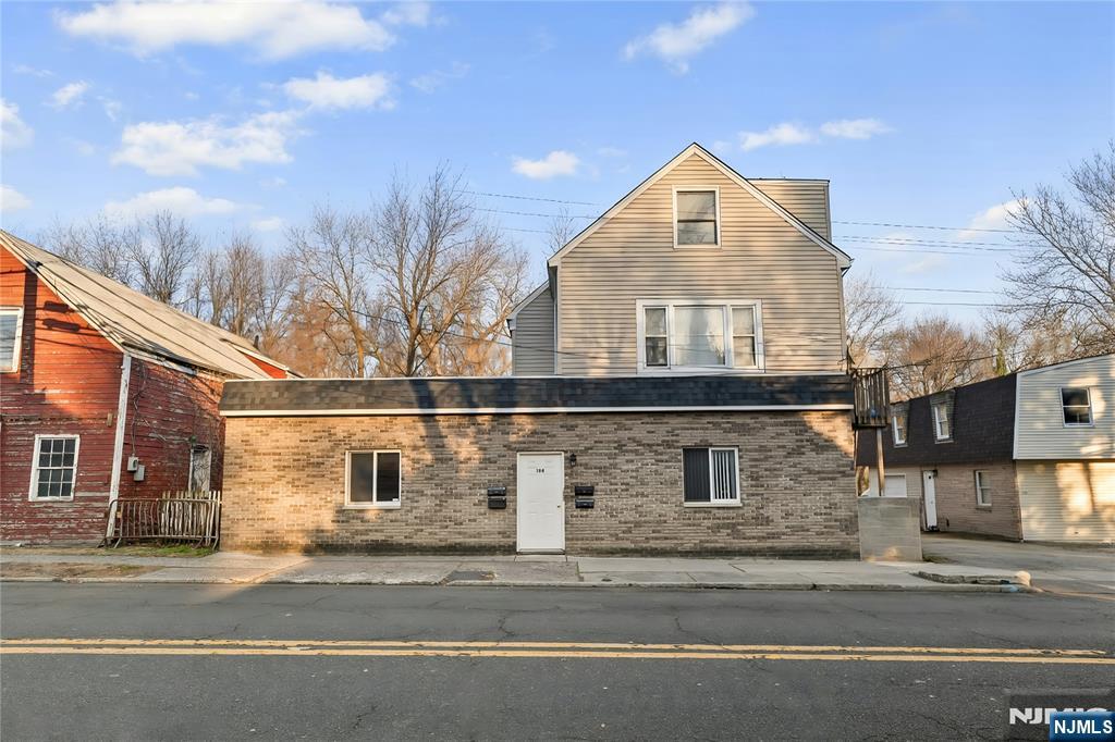 194 Saddle River Road